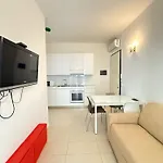 Villa Smeralda-Solo Per Famiglie- Walterigato Apartments
